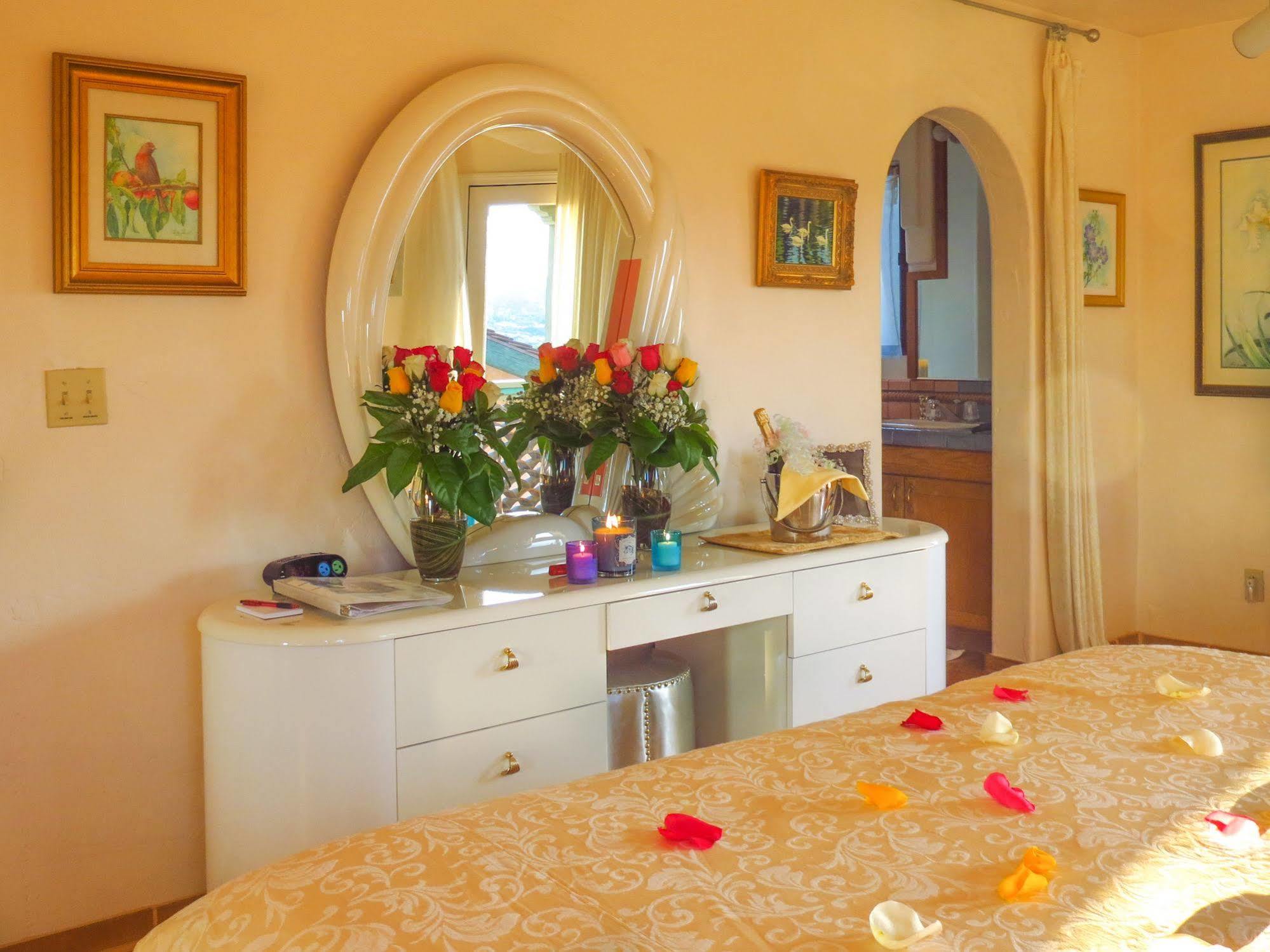 Topanga Canyon Inn Bed And Breakfast Extérieur photo